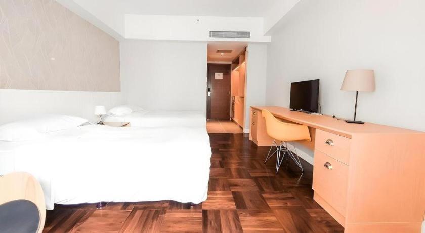 Hotel Caritas Oswald Cheung International House Hongkong Zewnętrze zdjęcie